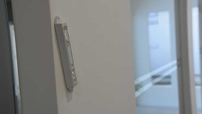 אפשרות ראשונה בתי מזוזה מהודרים